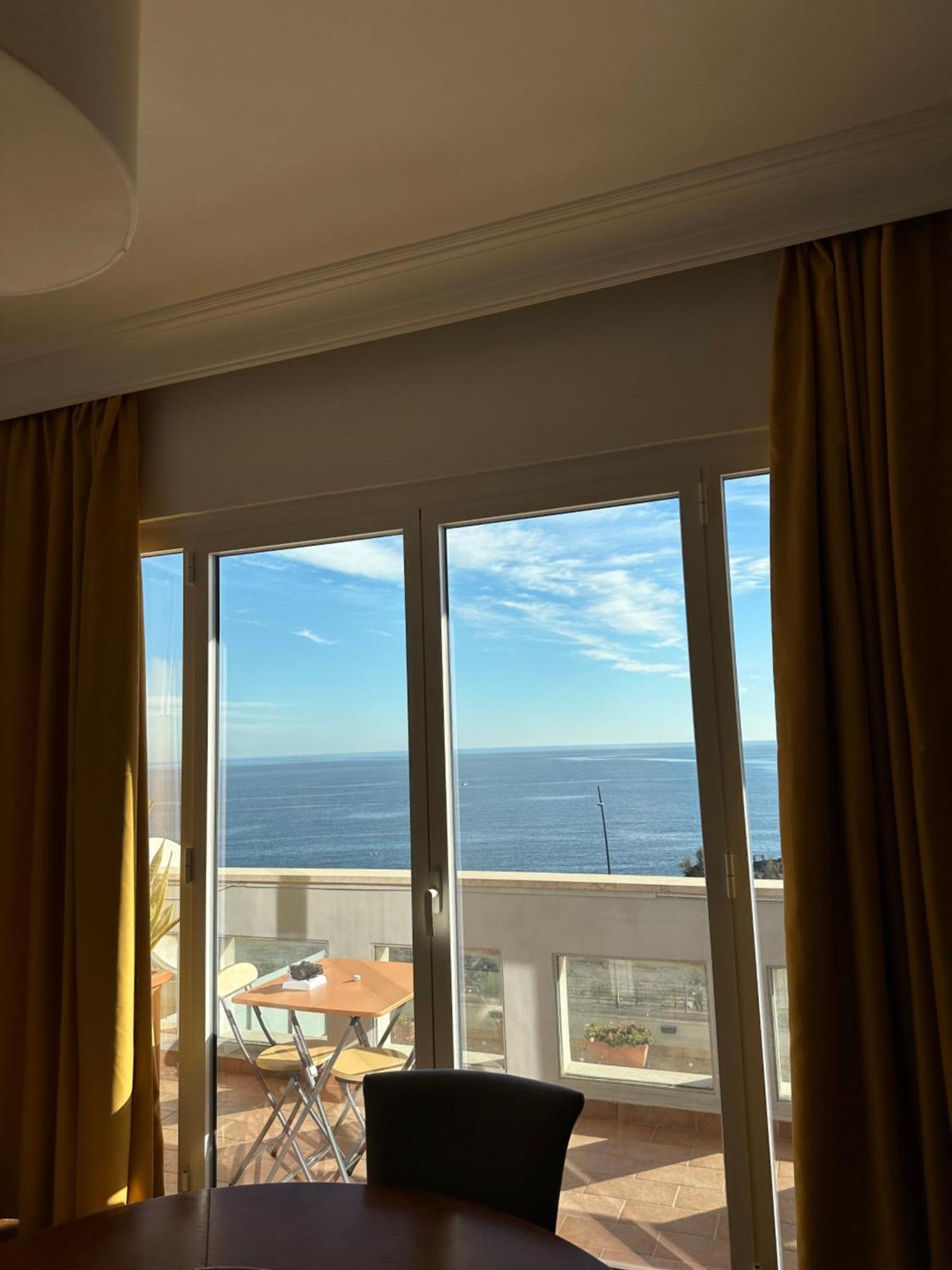 Perla Marina Sea View Apartment Katanya Dış mekan fotoğraf