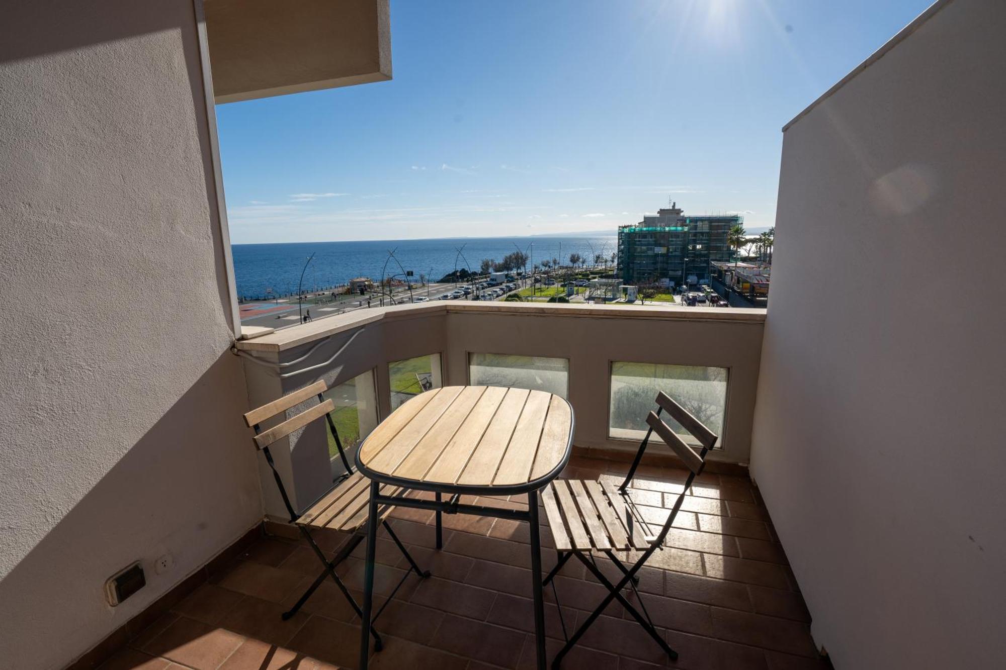 Perla Marina Sea View Apartment Katanya Dış mekan fotoğraf