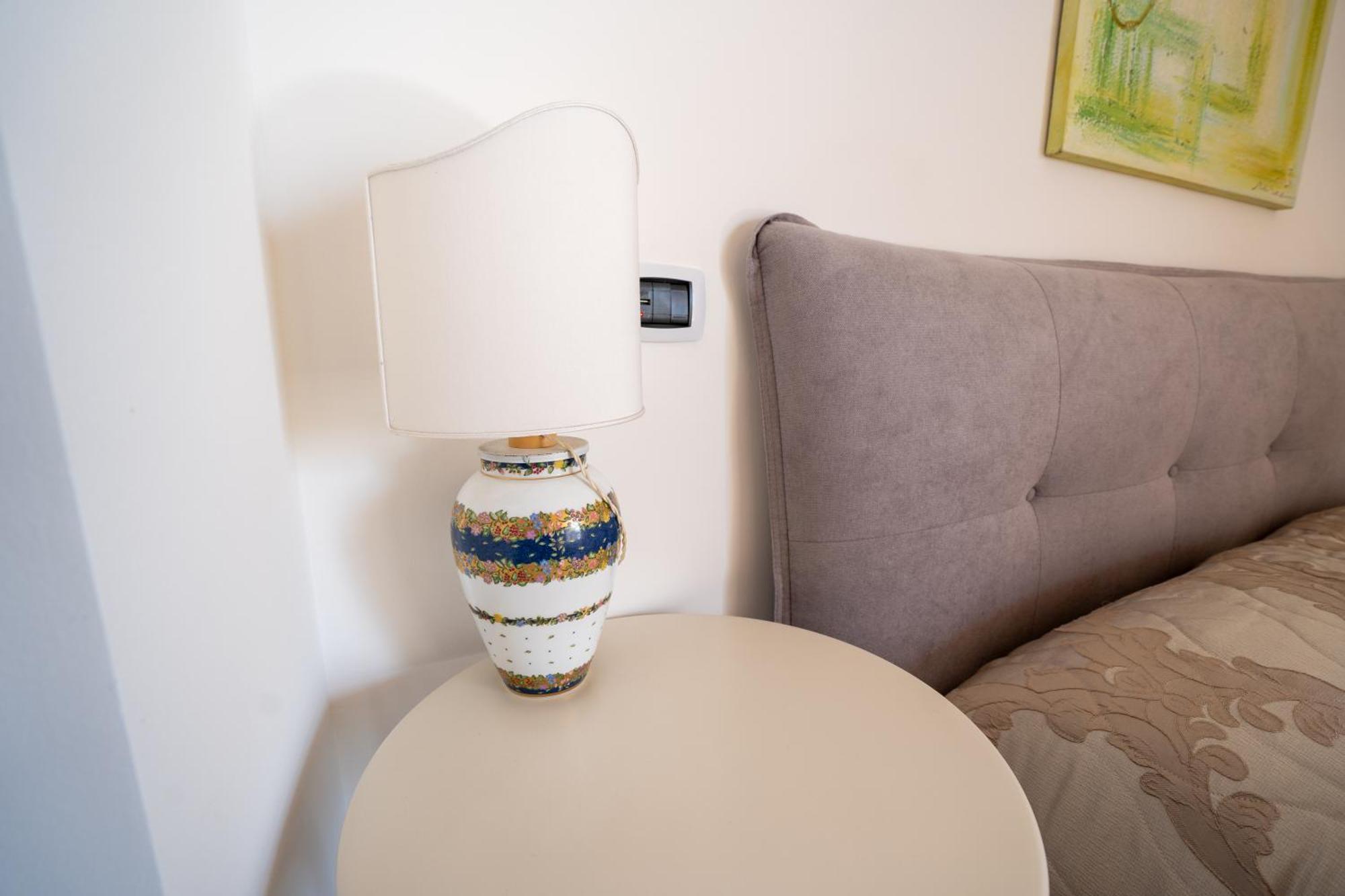 Perla Marina Sea View Apartment Katanya Dış mekan fotoğraf