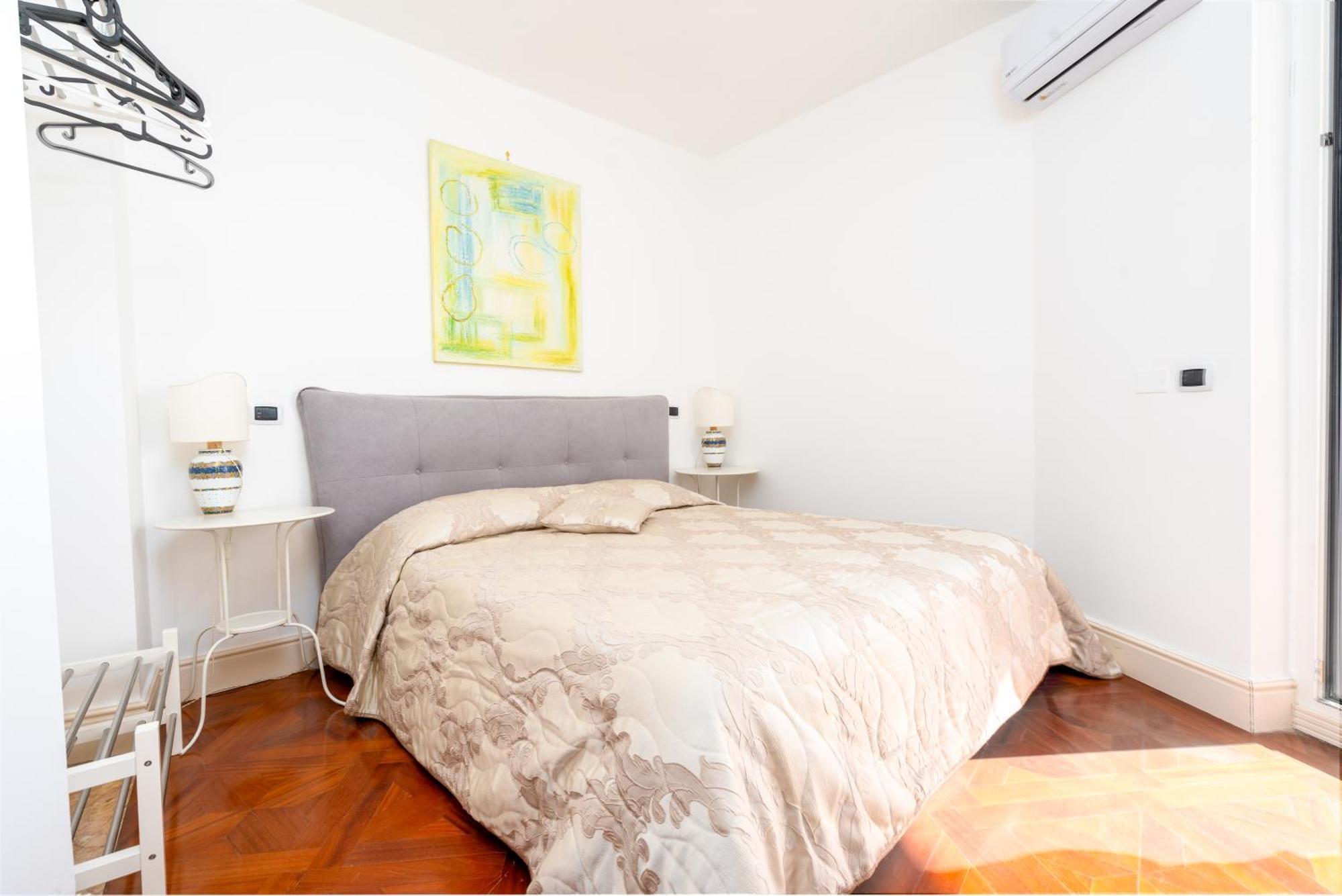 Perla Marina Sea View Apartment Katanya Dış mekan fotoğraf