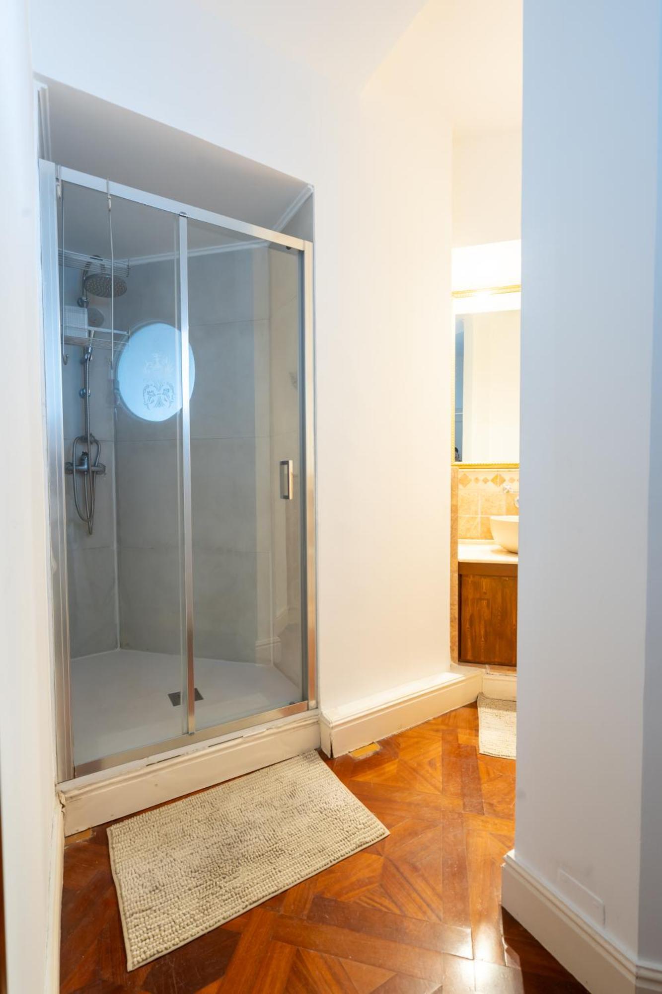 Perla Marina Sea View Apartment Katanya Dış mekan fotoğraf